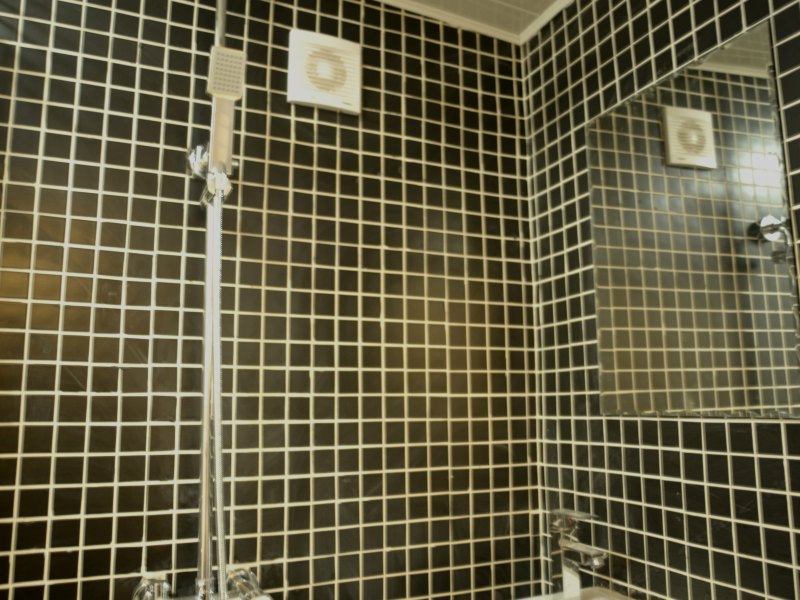 hotelPic