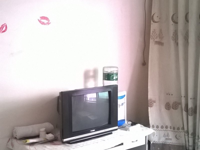 hotelPic
