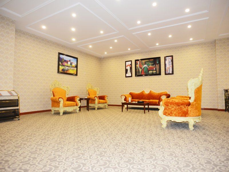 hotelPic