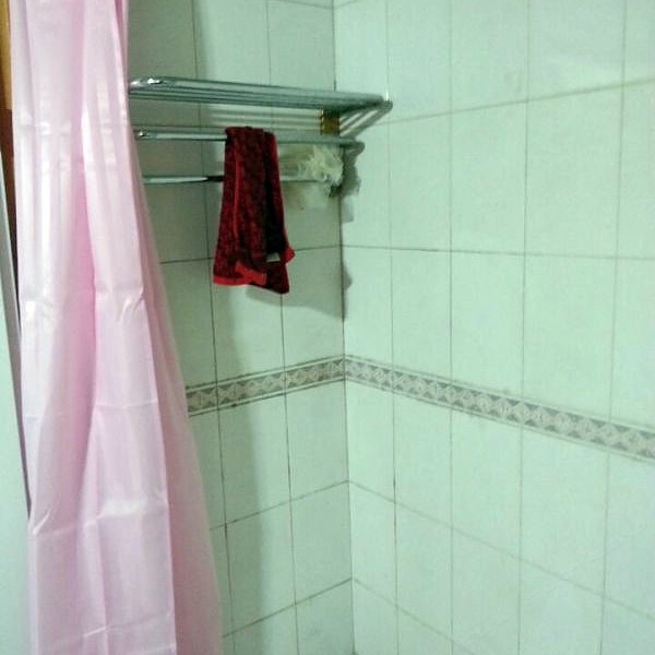 hotelPic