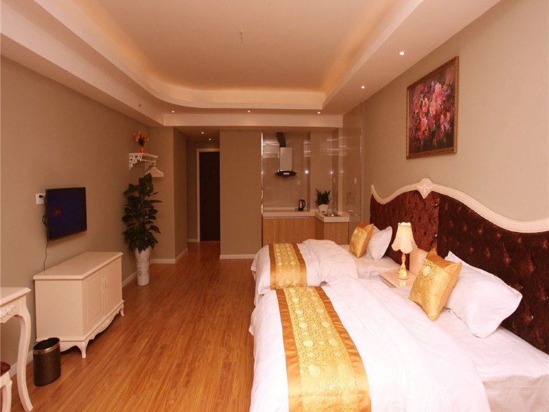 hotelPic
