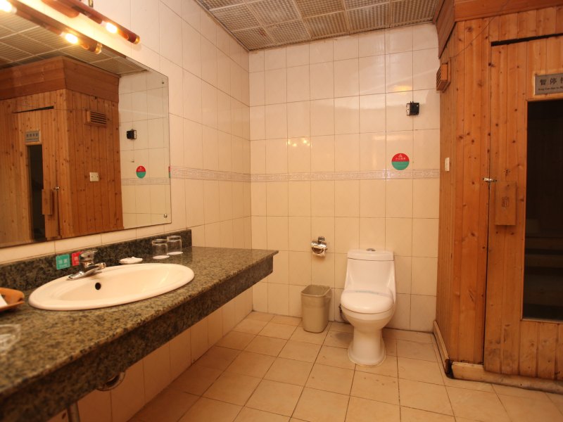 hotelPic