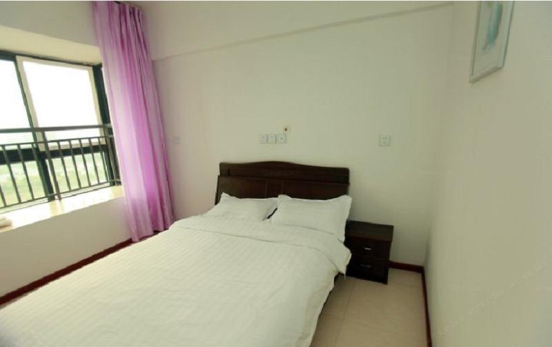 hotelPic