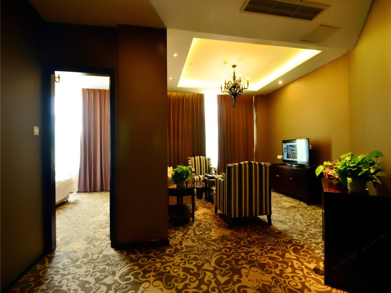 hotelPic