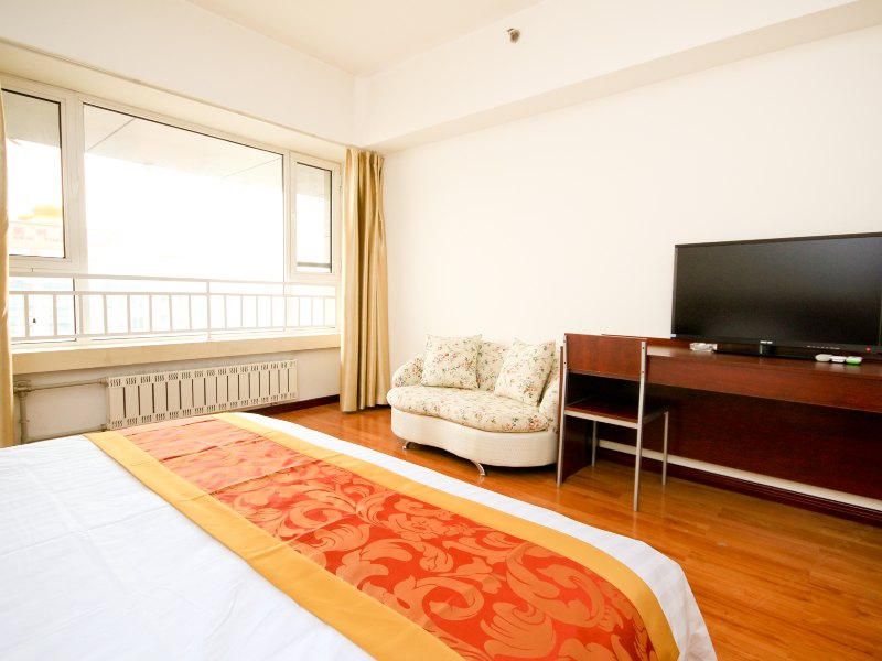 hotelPic