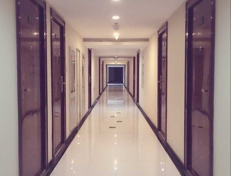 西安钟楼居逸公寓酒店
