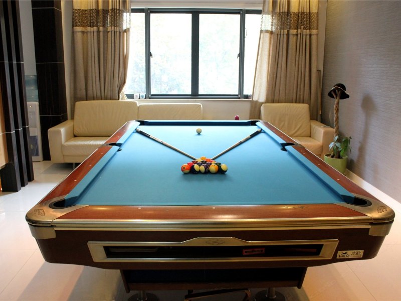 hotelPic
