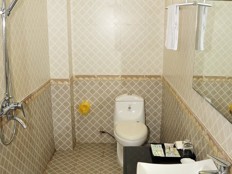 hotelPic