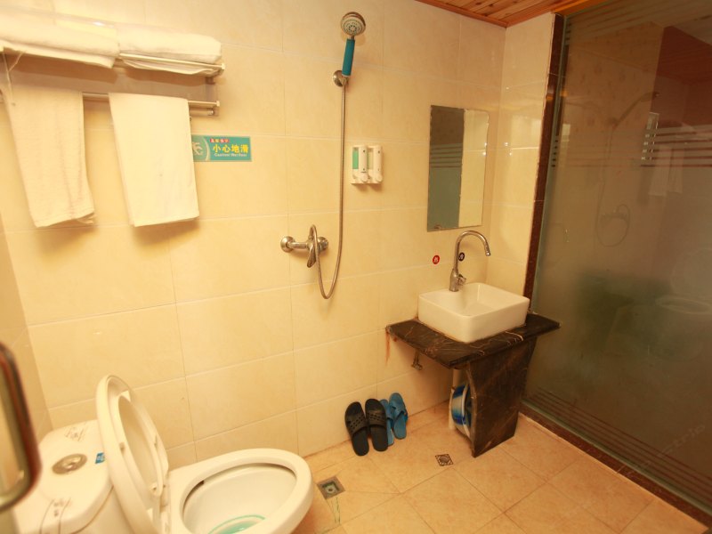 hotelPic