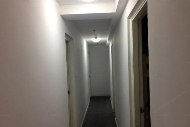 hotelPic