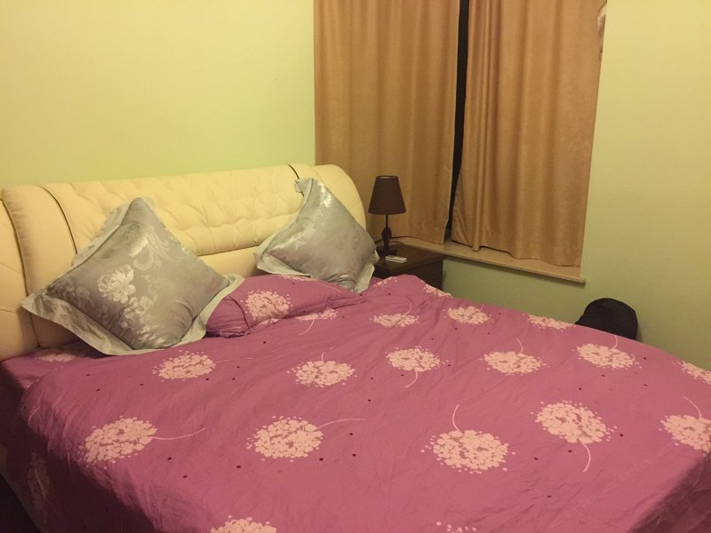 hotelPic
