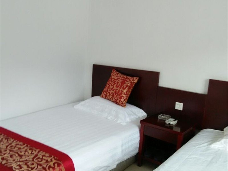 hotelPic