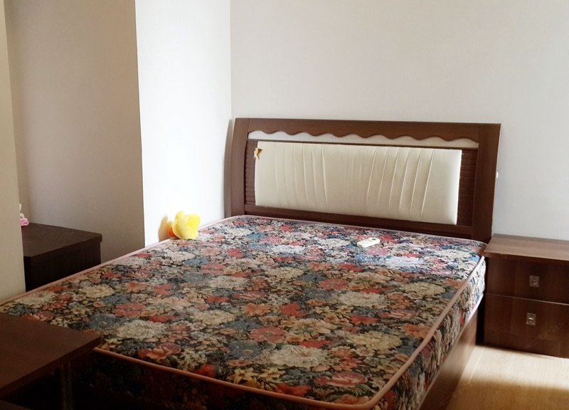 hotelPic