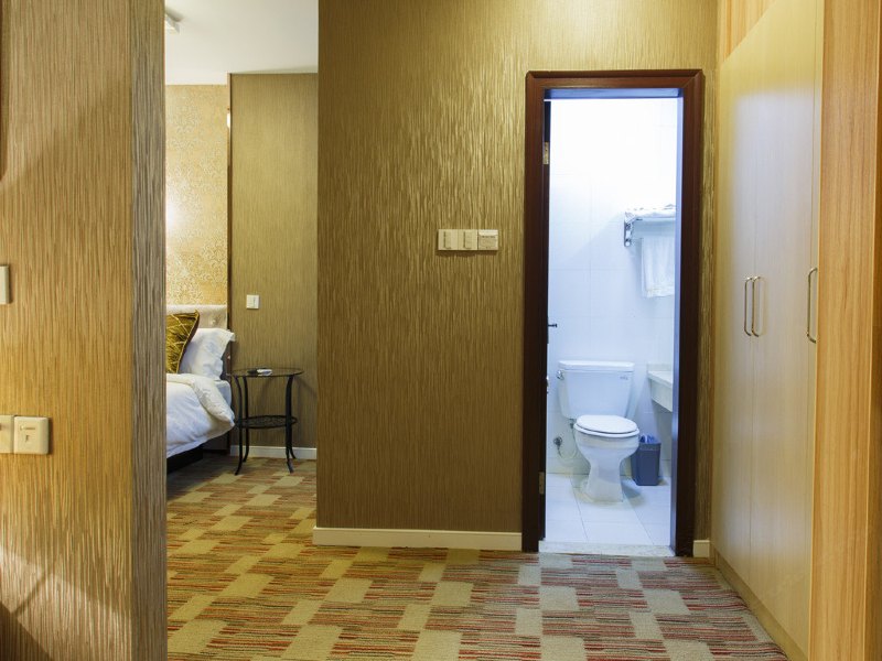hotelPic