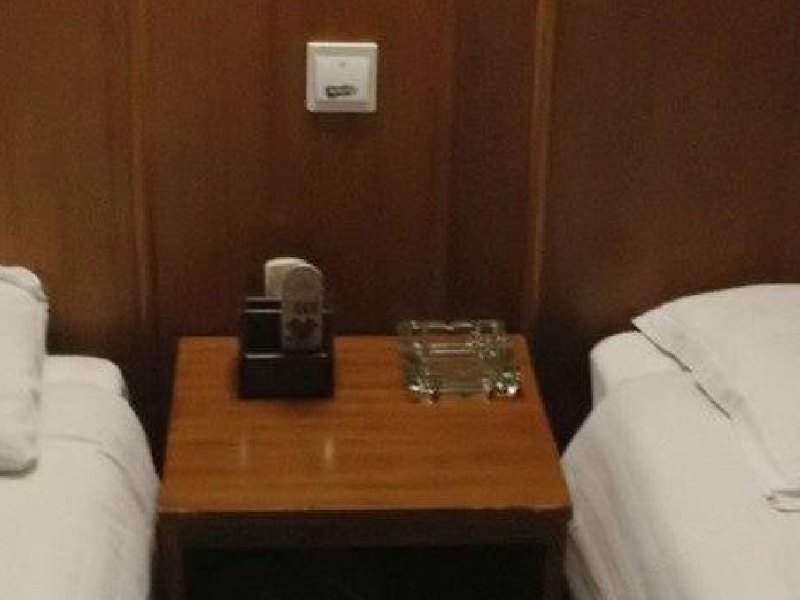 hotelPic