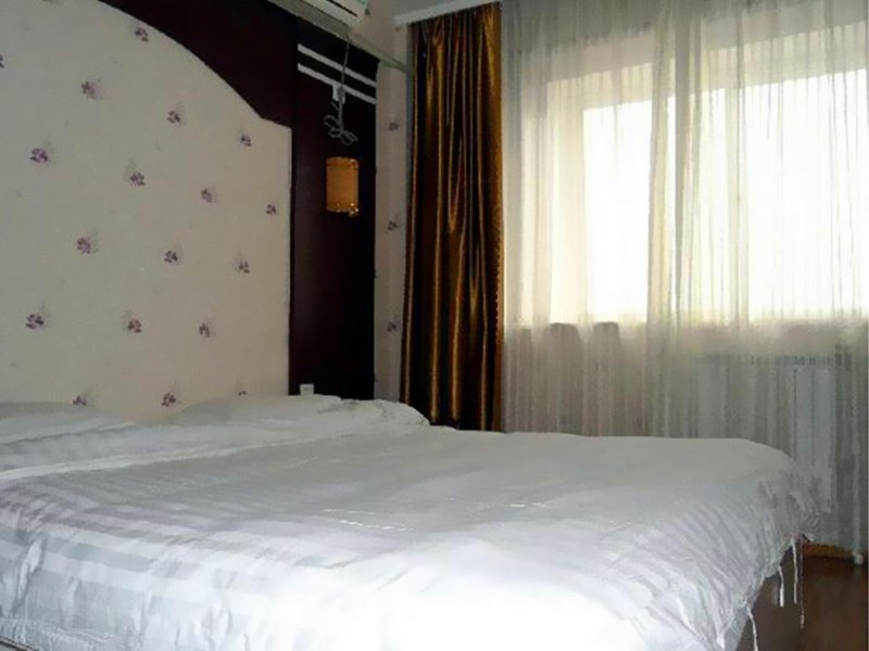 hotelPic