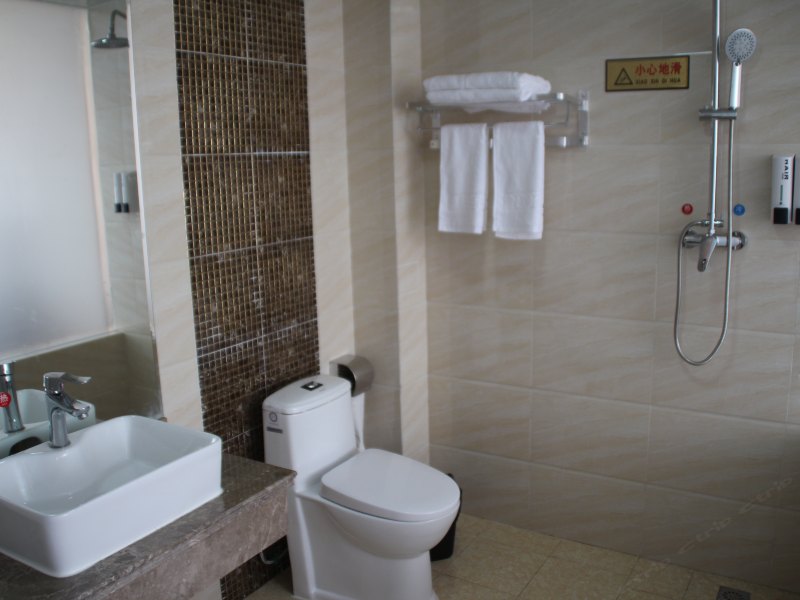 hotelPic