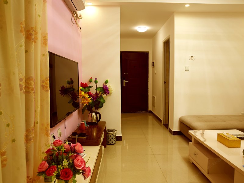 hotelPic