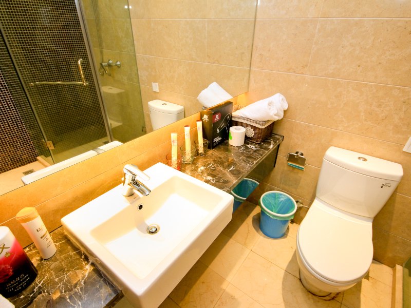 hotelPic