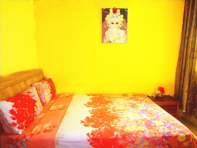 hotelPic