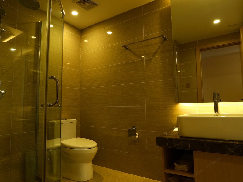 hotelPic
