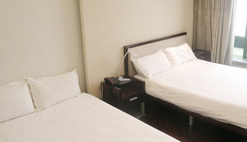 hotelPic