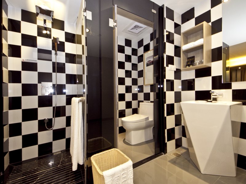 hotelPic