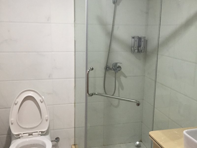 hotelPic