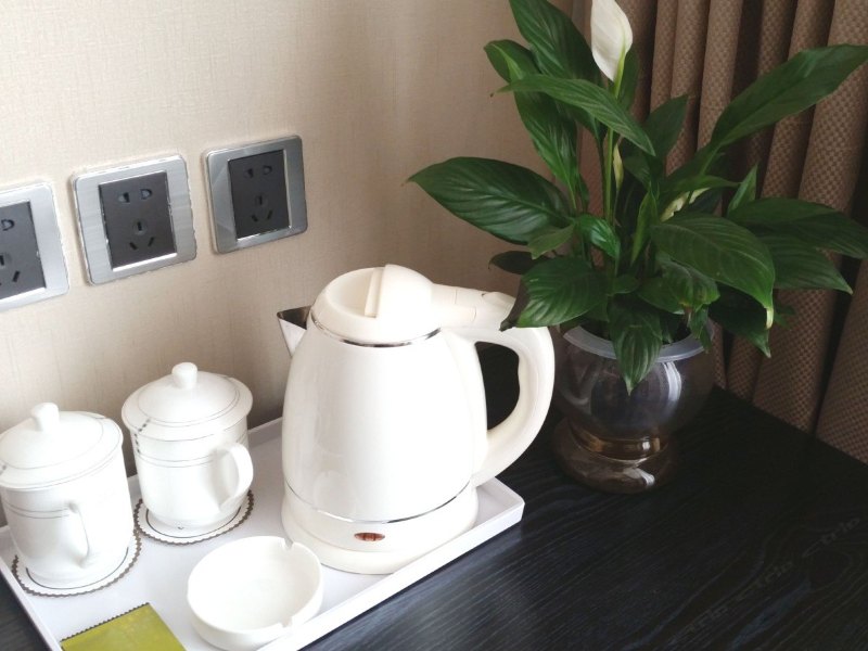 hotelPic