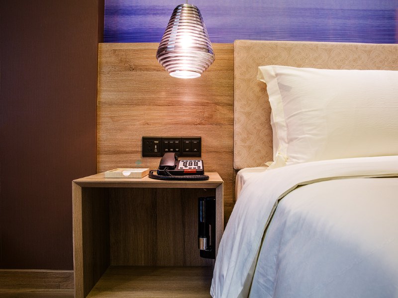 hotelPic