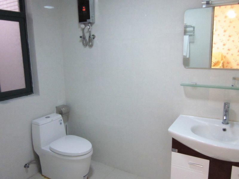 hotelPic