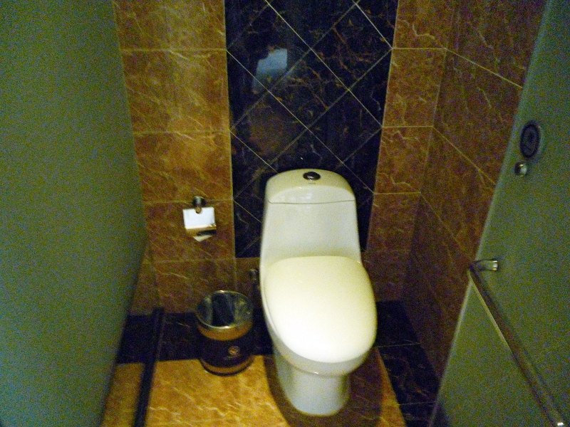 hotelPic