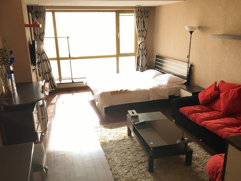 hotelPic