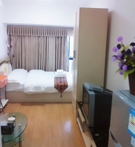 hotelPic