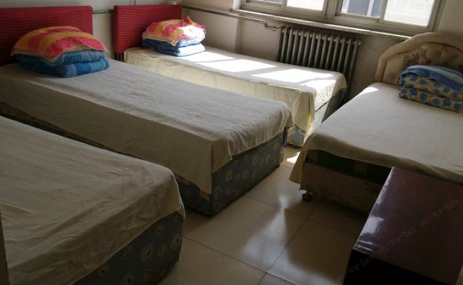 hotelPic