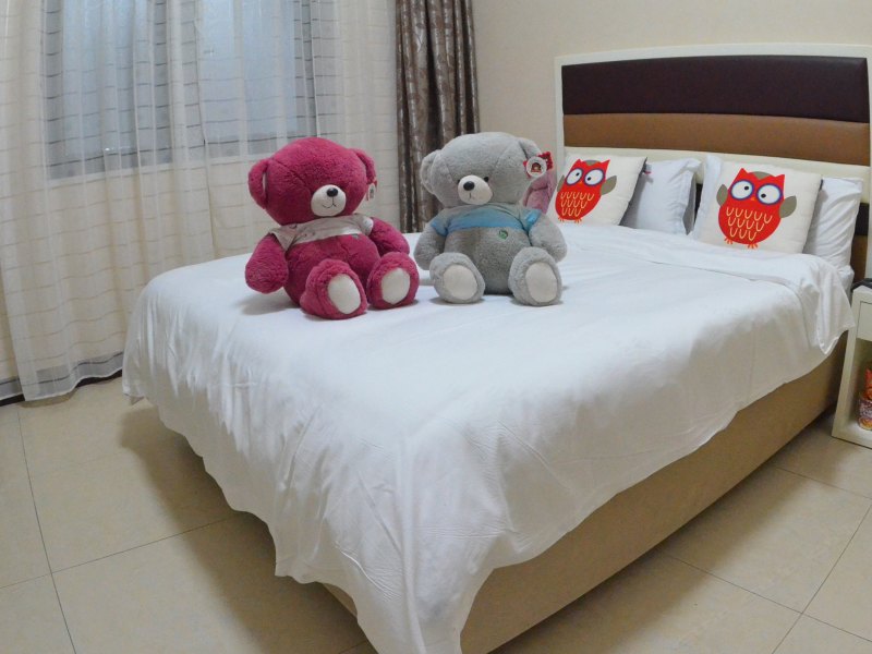 hotelPic