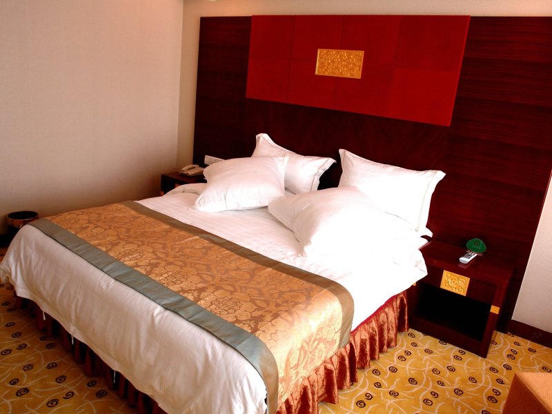 hotelPic