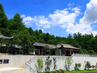 旅游去廬山_廬山八月份旅游_到廬山旅游