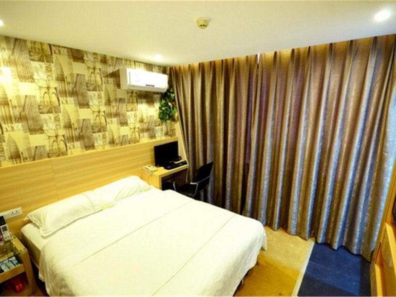 hotelPic