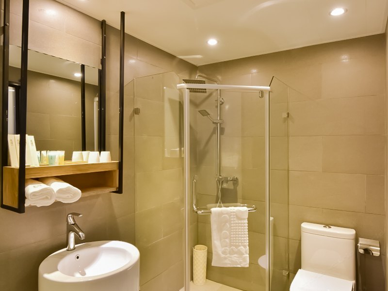 hotelPic