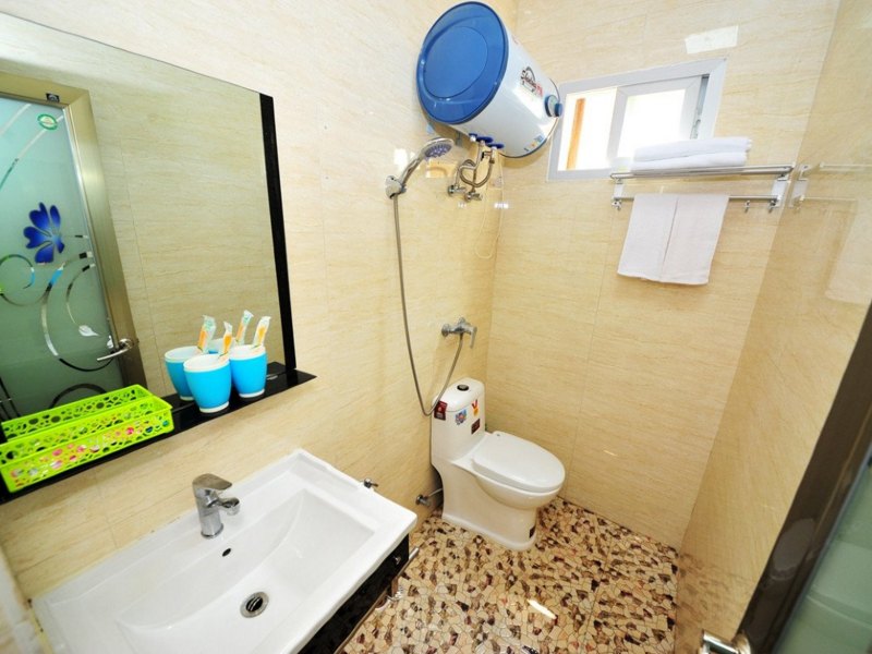 hotelPic