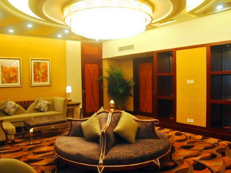 hotelPic