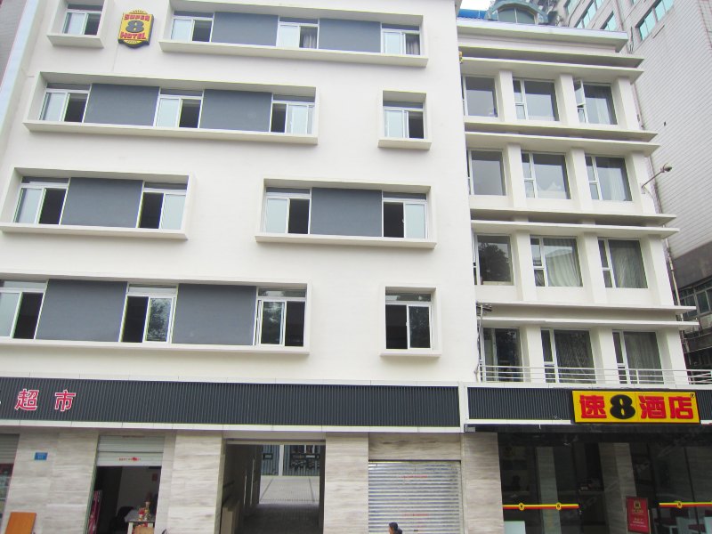 酒店外观