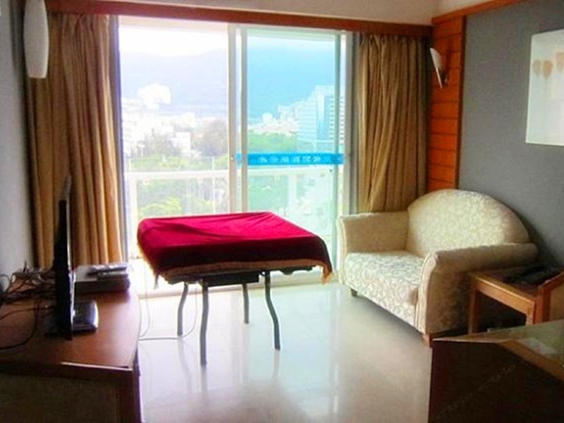 hotelPic