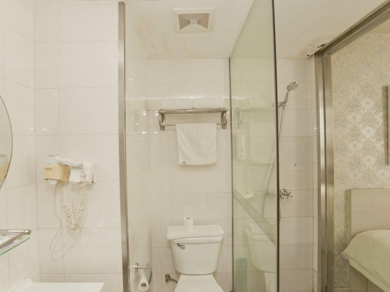 hotelPic
