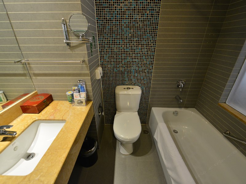hotelPic