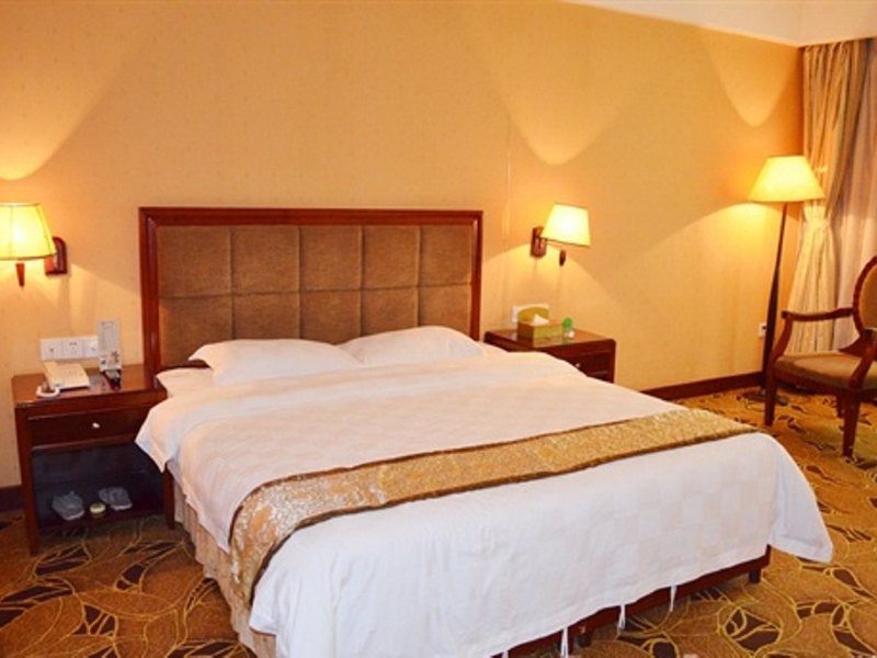 hotelPic