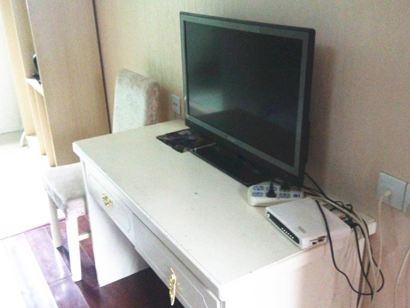 hotelPic