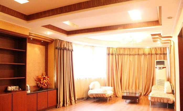 hotelPic