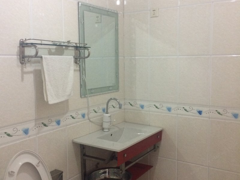 hotelPic